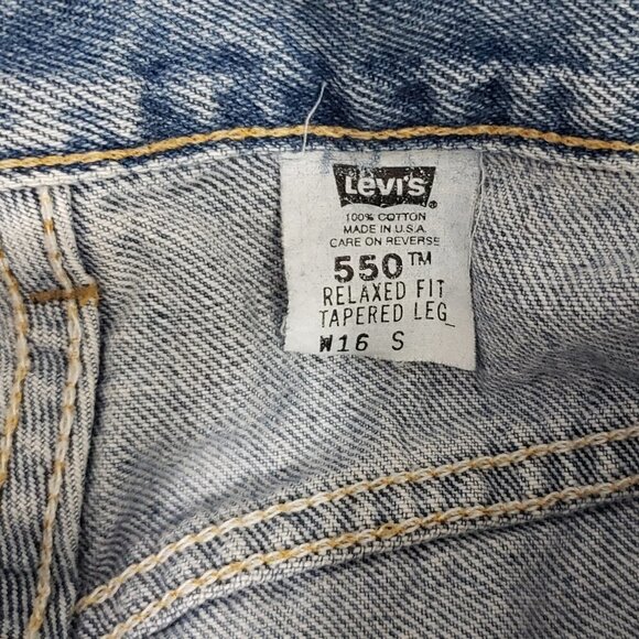 Vintage Levis 550  Relaxed Fit  Tapered Leg  Women's Size 16 S (35" X 28.5") - Picture 4 of 4